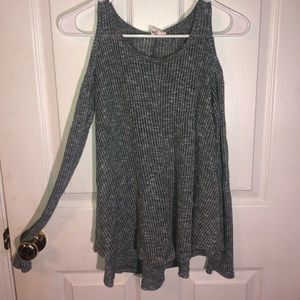 Thin gray sweater with no shoulders!